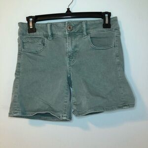 American Eagle AEO Twill X midi Green Shorts Size 0